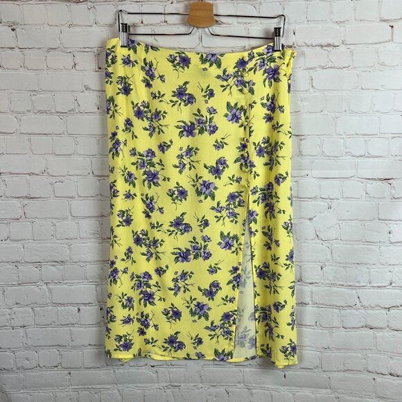 H&M Divided viscose yellow floral slit pencil button skirt size 12 NWOT - Picture 1 of 7